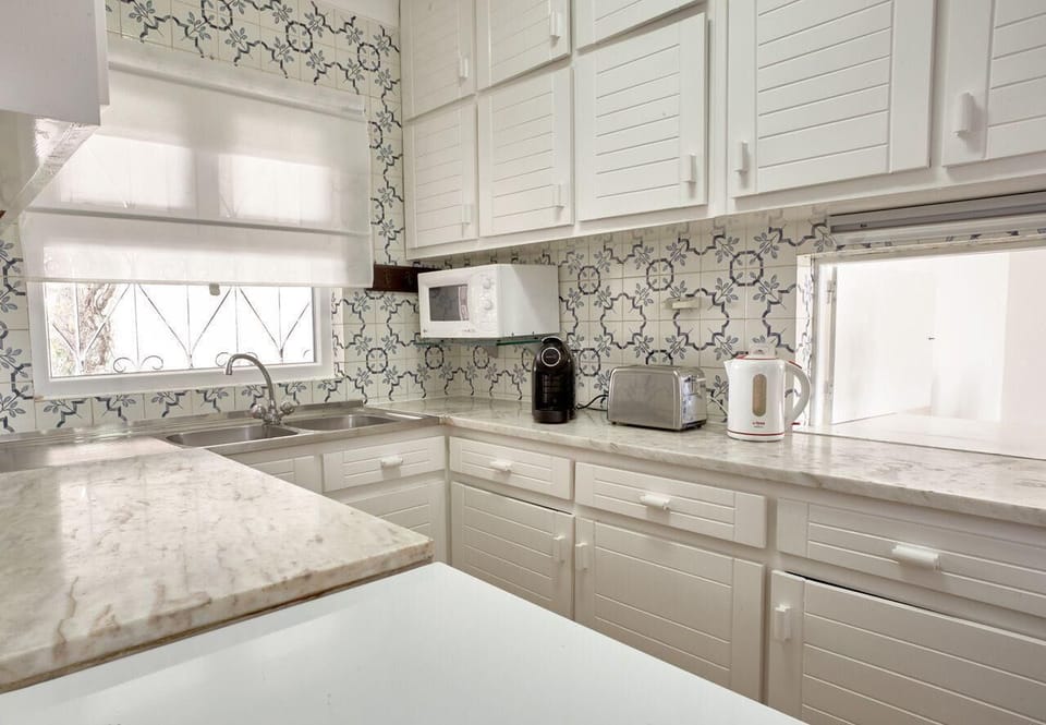 Kitchen area