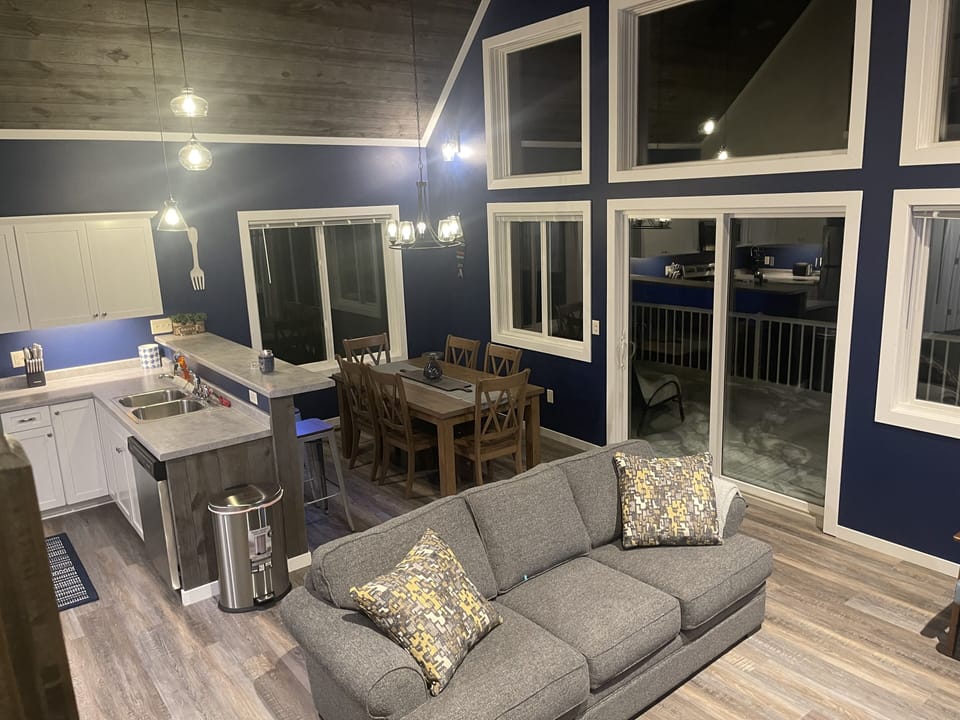 Cozy main living room and kitchen area 