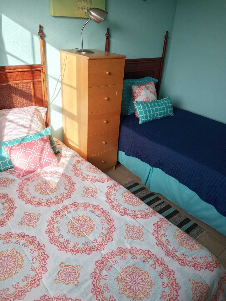 twin beds in 2bdrm