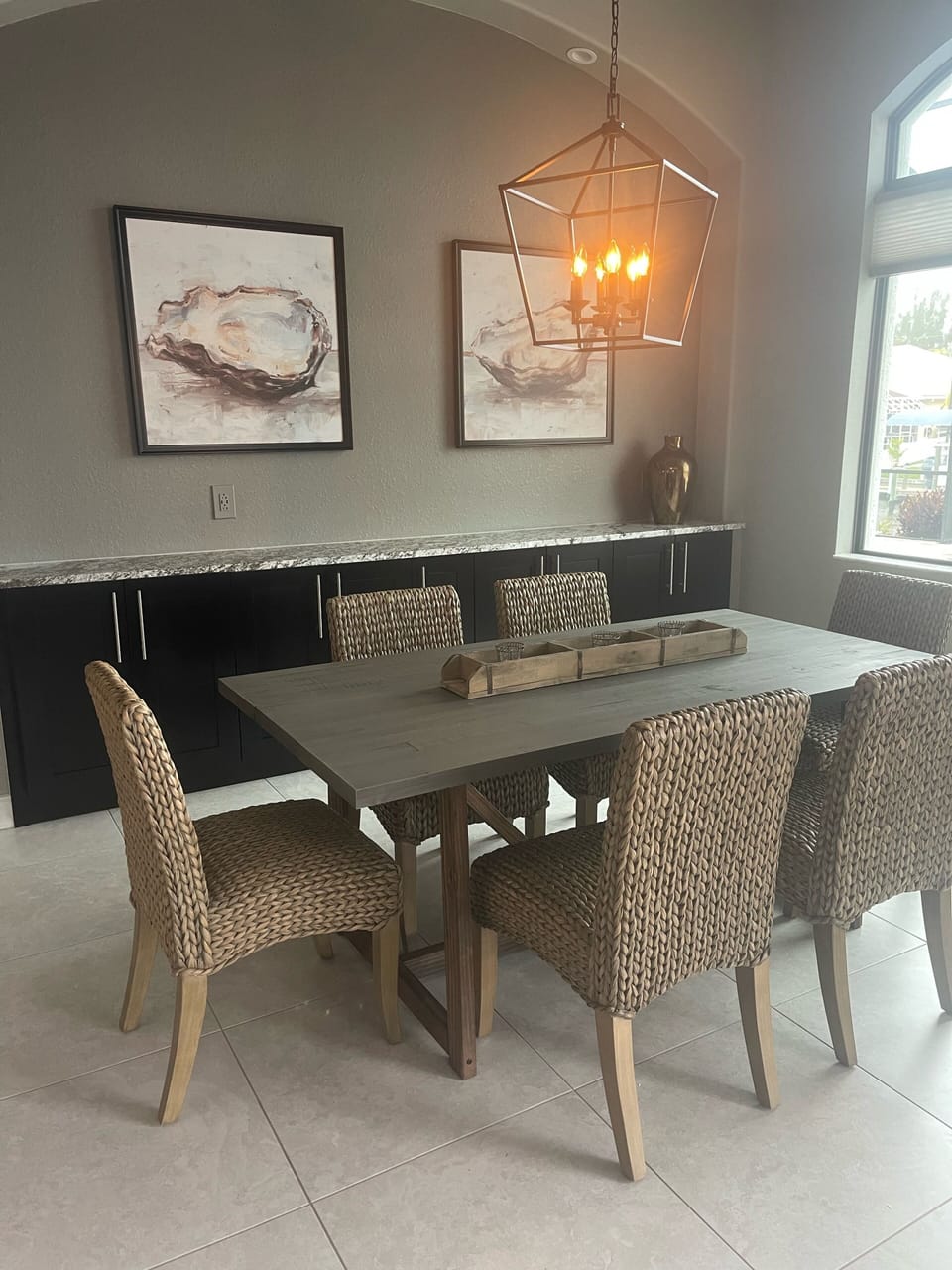 Dining Room for six