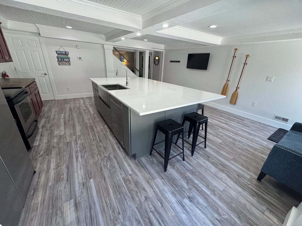 Lots of room in this newly remodeled kitchen. Cook and stream at the same time!