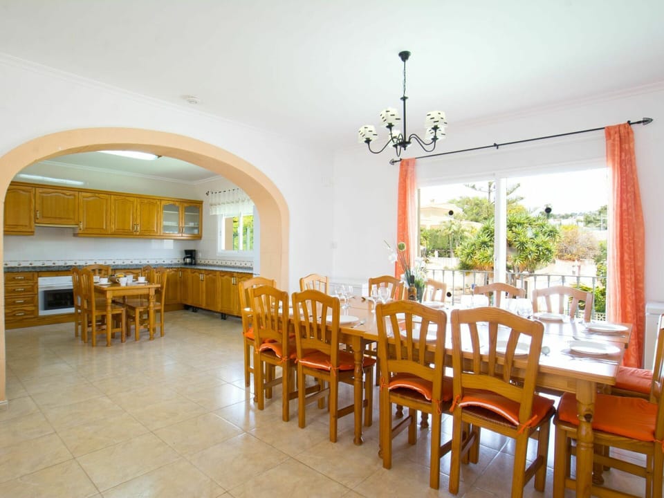 Table, Furniture, Chair, Wood, Interior Design, Kitchen & Dining Room Table, Floor, Wood Stain, Flooring, Dining Room