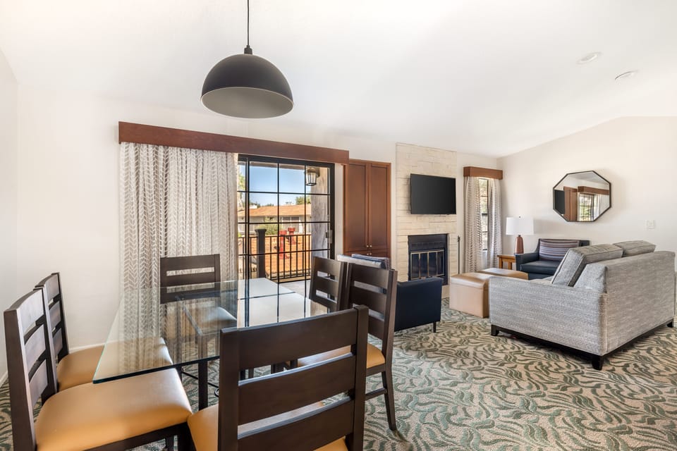 Living & Dining Area