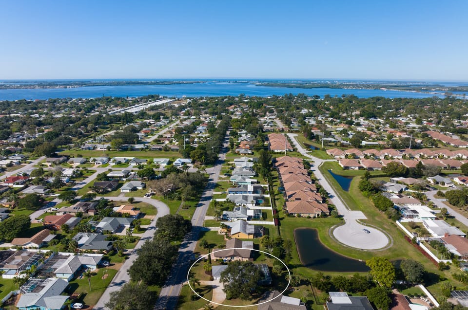 Close to the beaches!