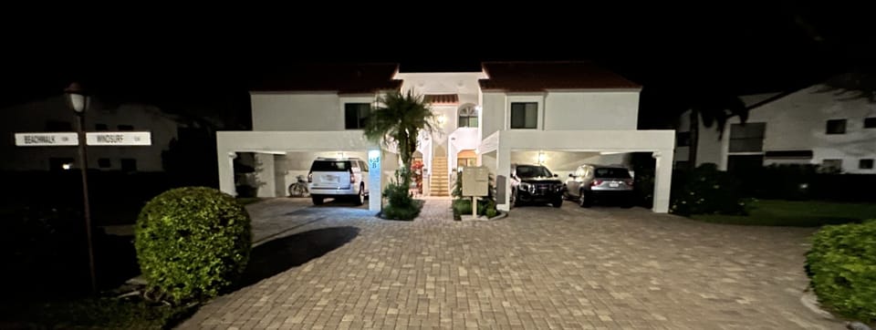 Unit is located on the bottom right.