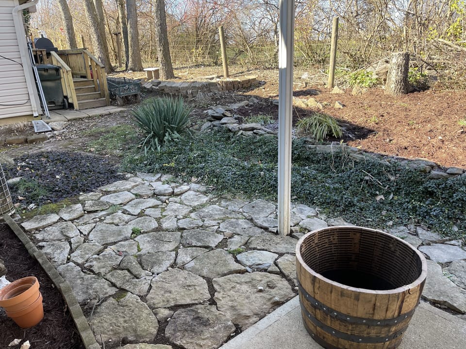 Patio/outdoor seating/patio lights/fire pit