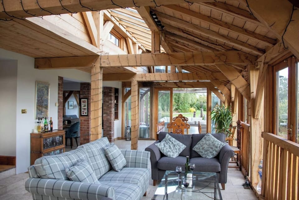 Open plan Oak Conservatory