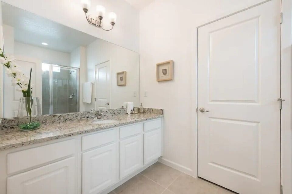 Master Bathroom 1