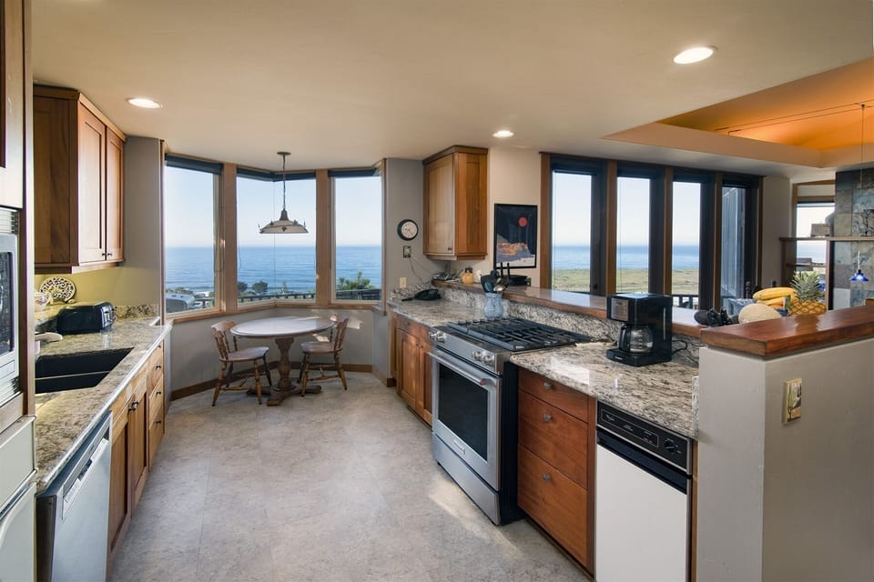 Very well equipped kitchen for preparing great meals