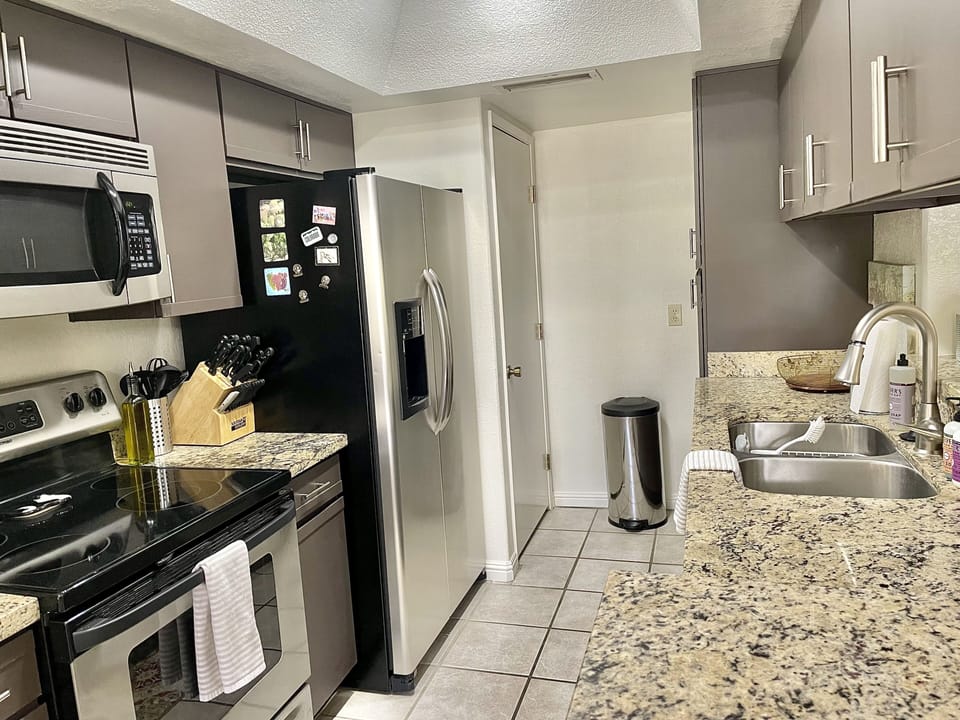 Kitchen - Fully stocked