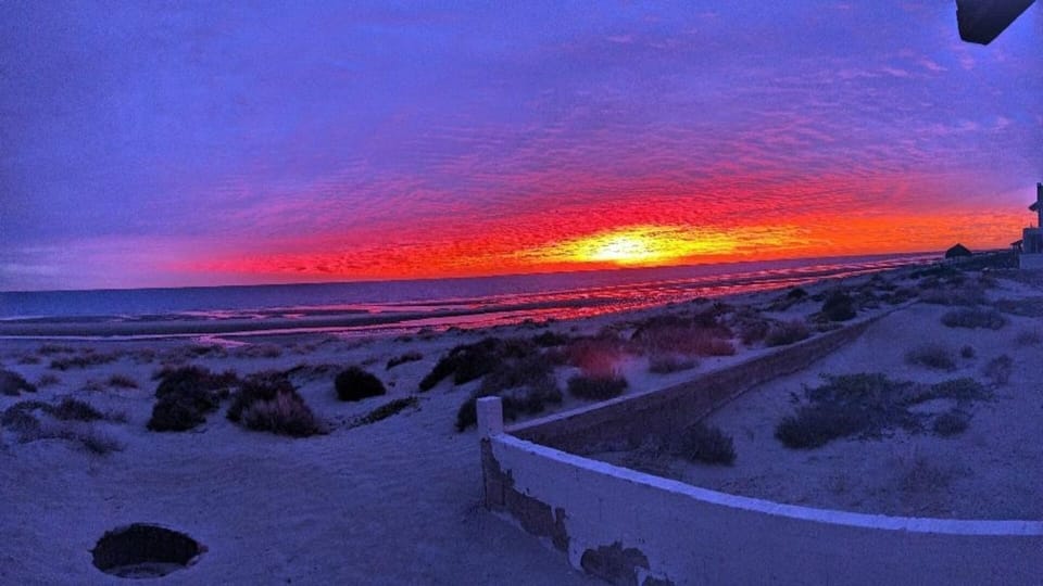 A typical sunset in Playa La Jolla down close to the beach
