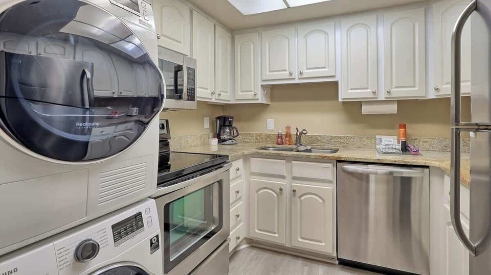 Kitchen with Laundry