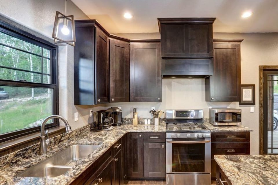 Fully Stocked Kitchen