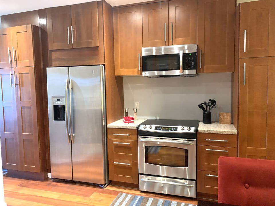 Fully Stocked Kitchen