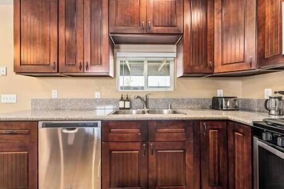 Dishwaster, microwave