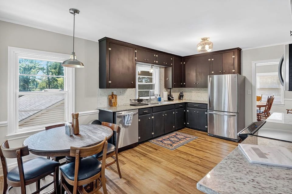 Enjoy all the extras this kitchen has to offer