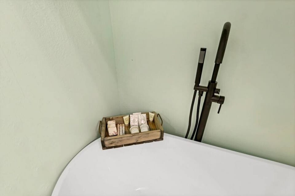 1st floor bathroom