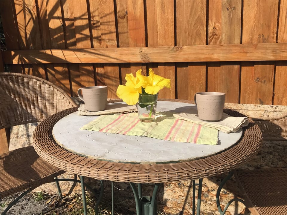 Outdoor seating.