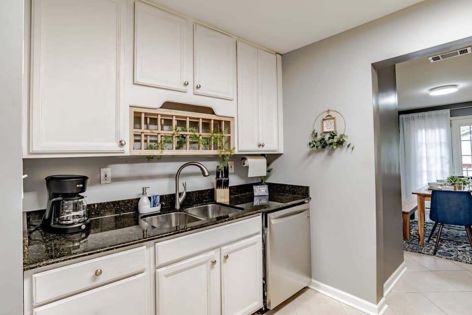 Kitchenette
