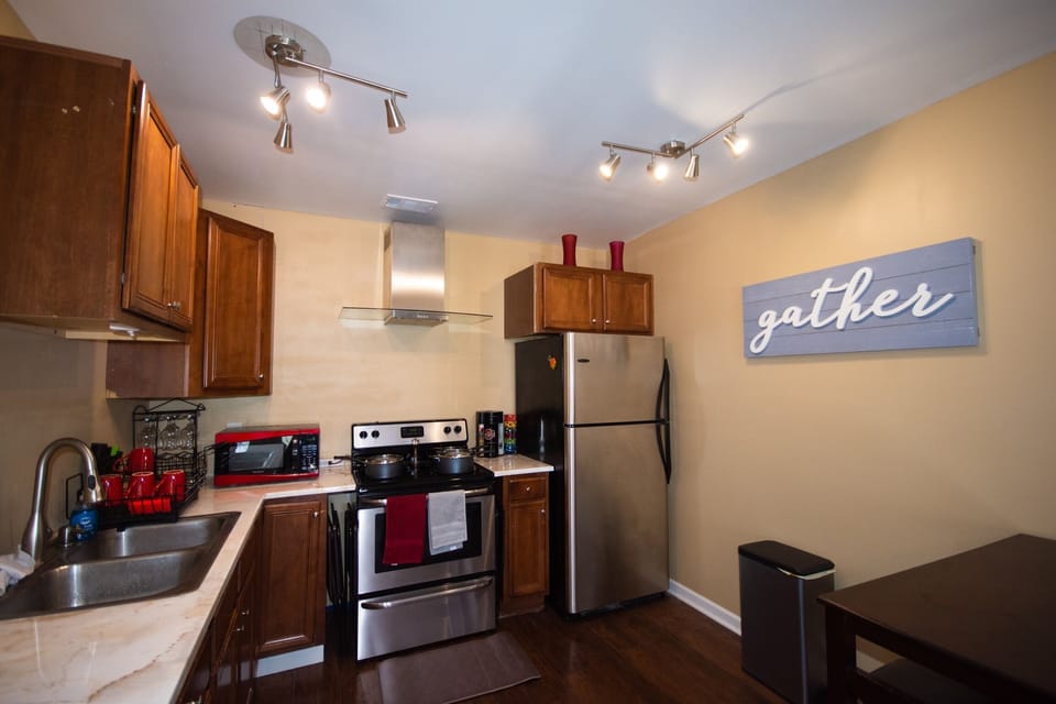 Full Kitchen
