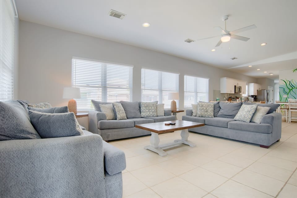 Big living room with a sleeper sofa