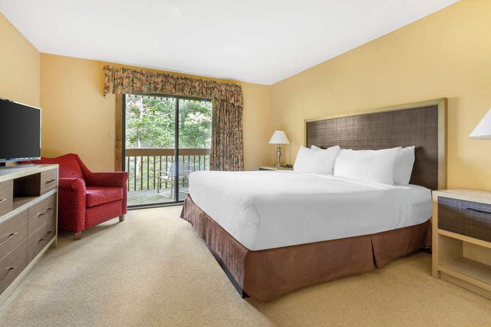 Wake up to forest views and crisp, hotel-soft linens.