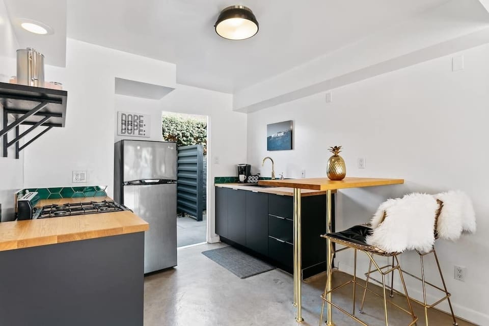 Open kitchenette!