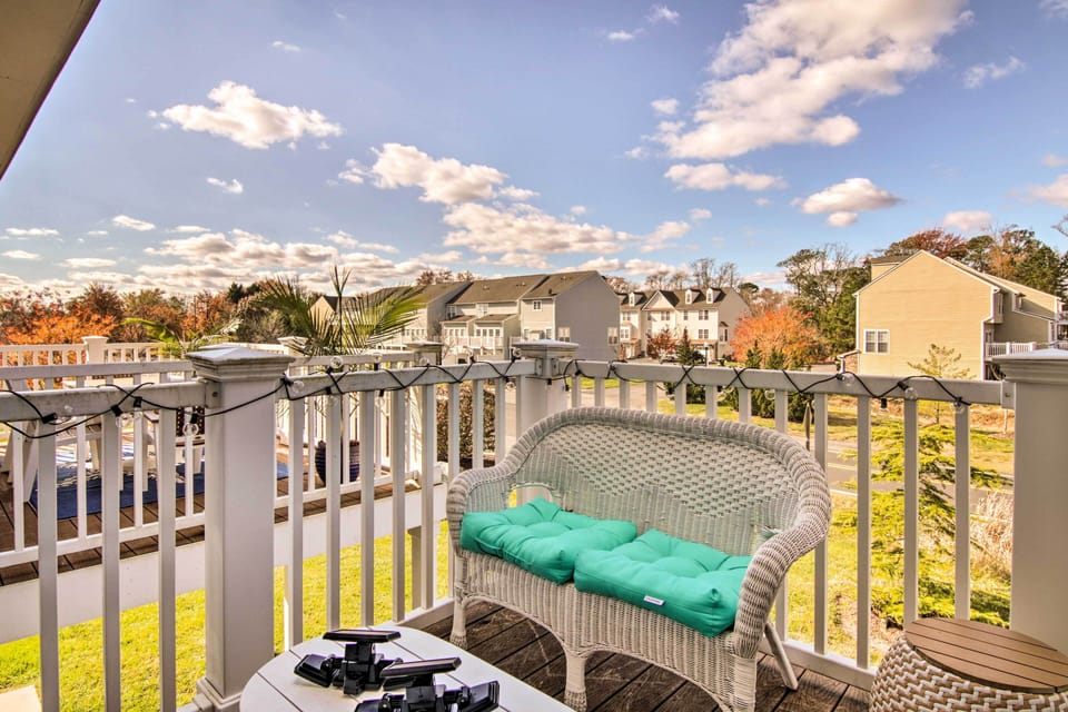 Private Balcony | 3 Miles to Bethany Beach Boardwalk