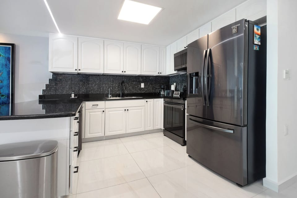 Take full advantage of our modern appliances within the luxury of a modern style.
