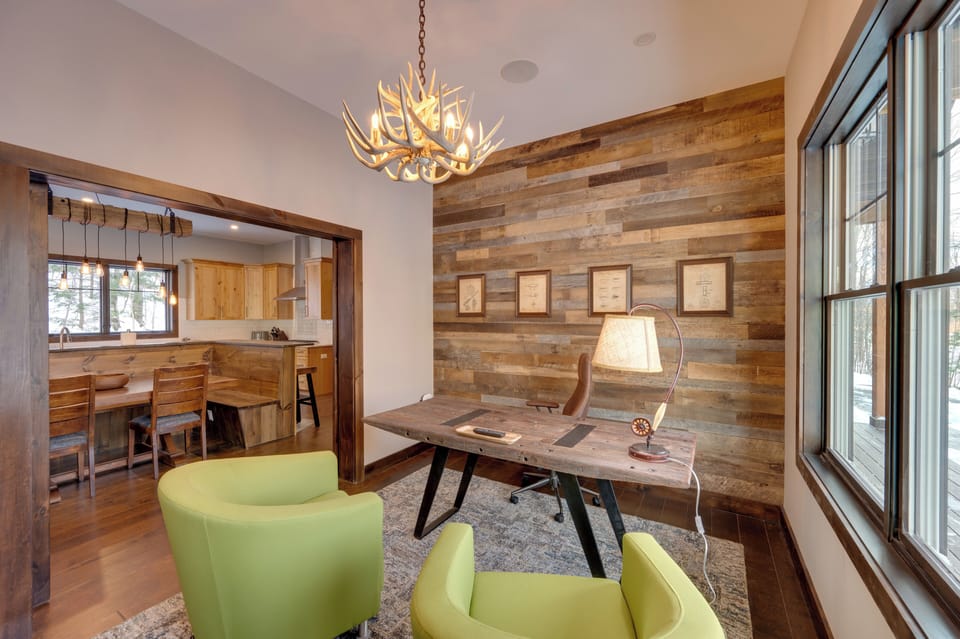 Office | Main Level | Free WiFi