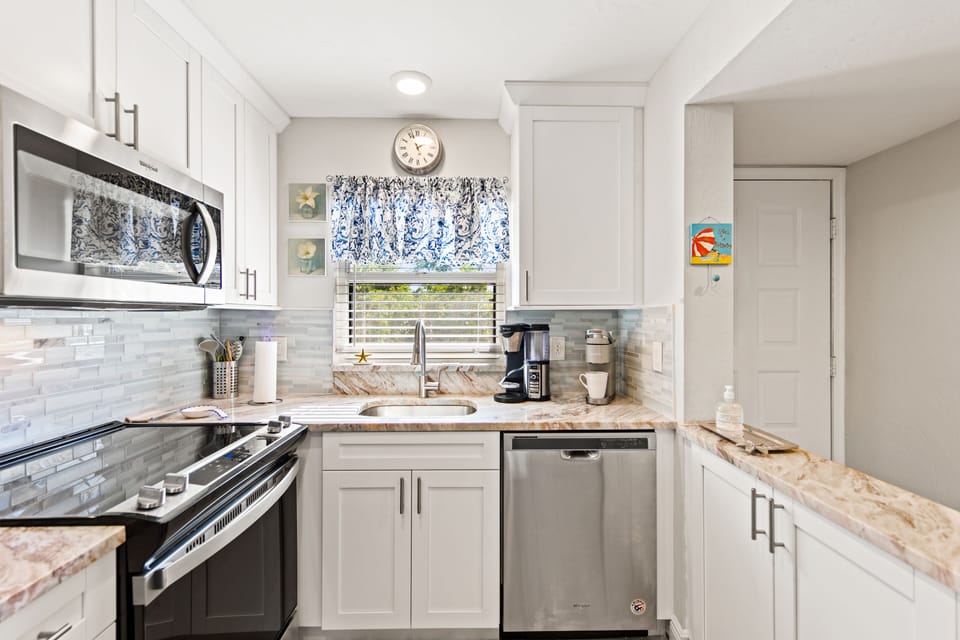 Fully Equipped Kitchen with Stainless Steel Appliances