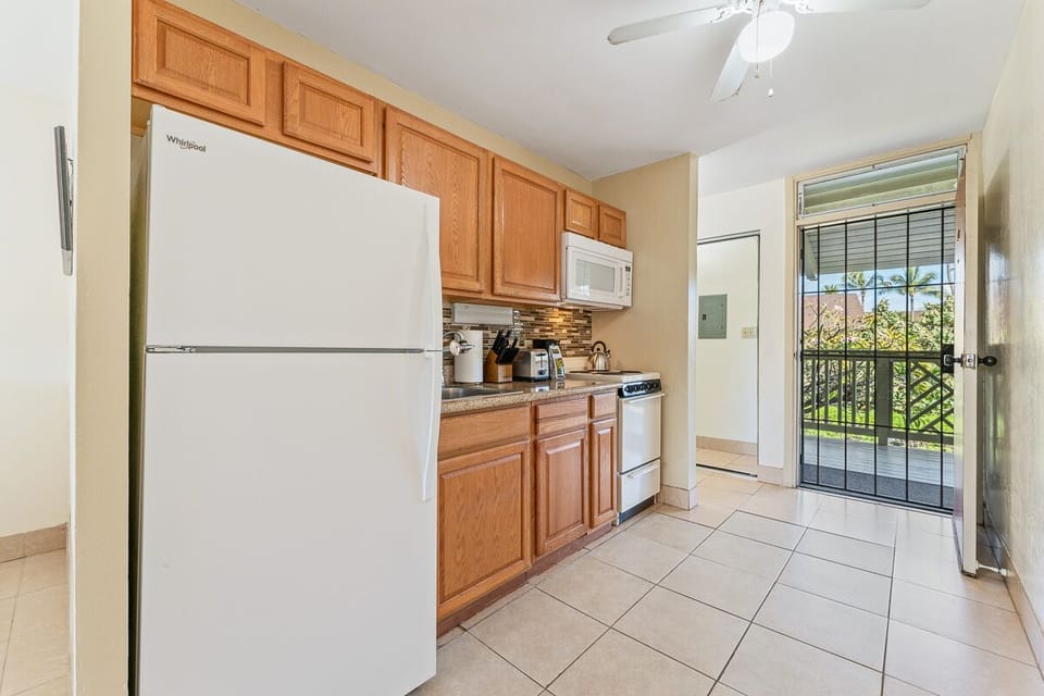 Full Kitchen