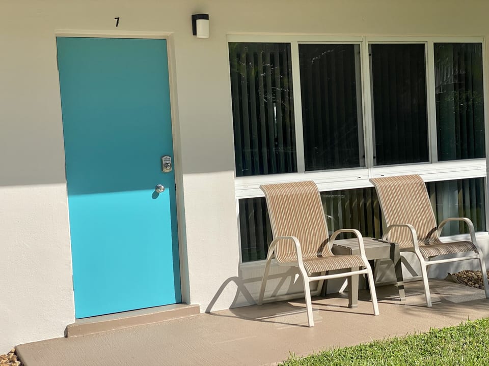 Small patio with table and chairs 