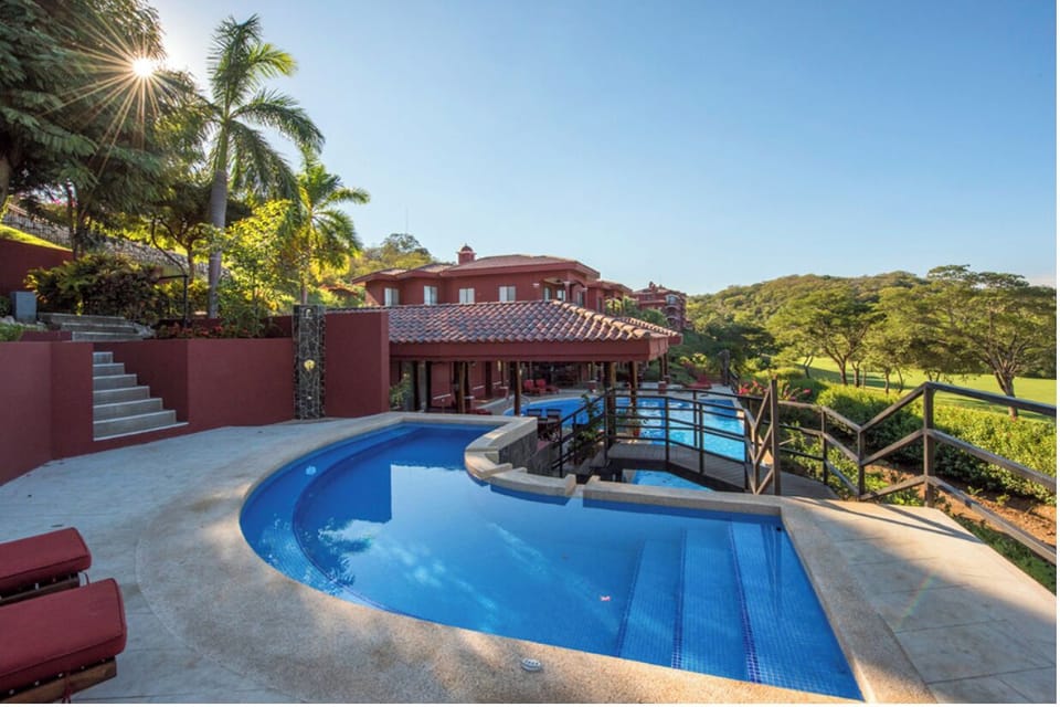 Bougainvillea has an upper and lower deck pool areas.