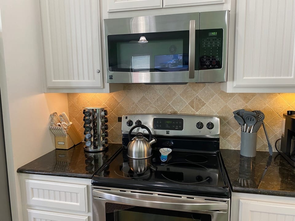 Kitchen appliances.