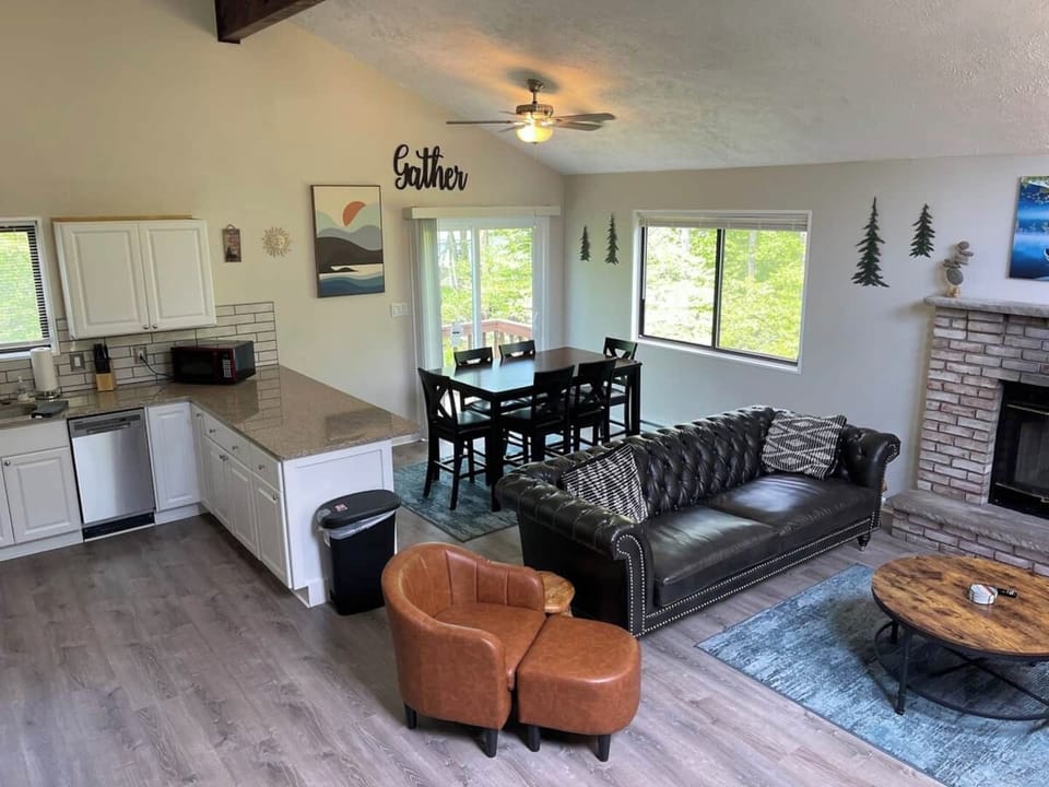 Open concept main floor.