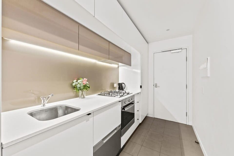 An equipped kitchen.