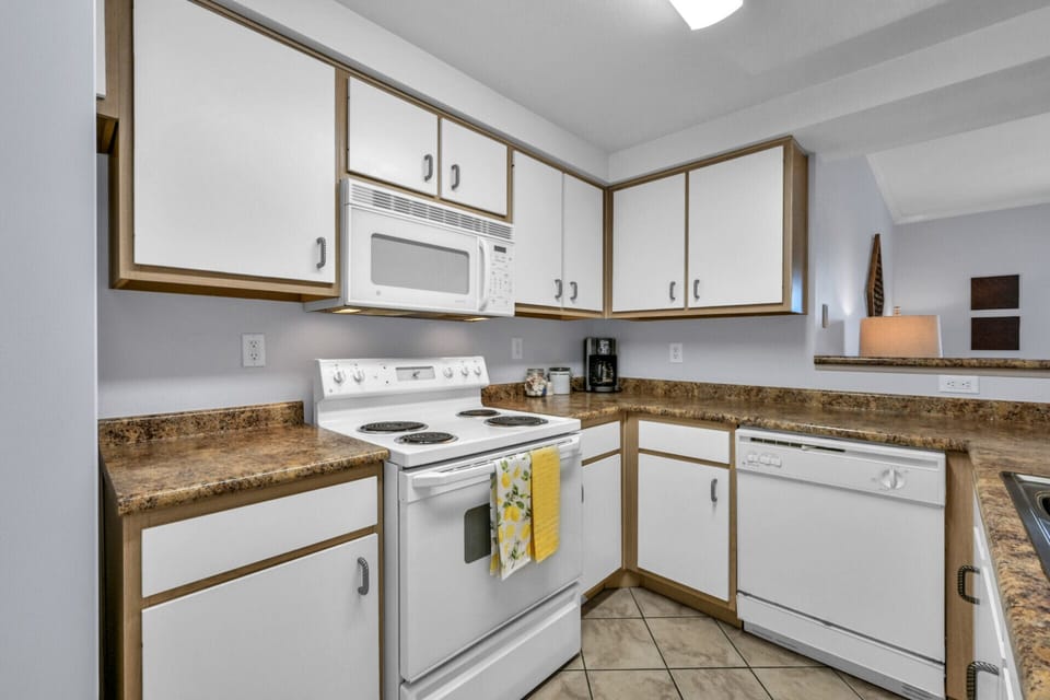 Fully equipped kitchen for all of your cooking/baking needs