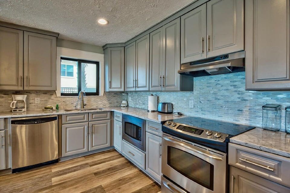  Beautiful open kitchen