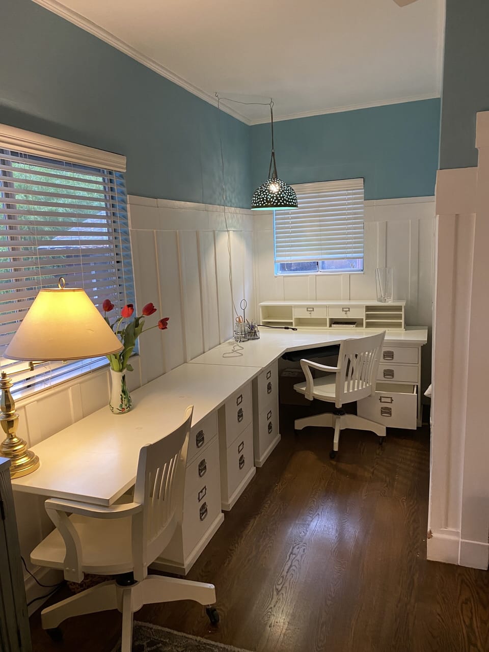 Blue room desks.