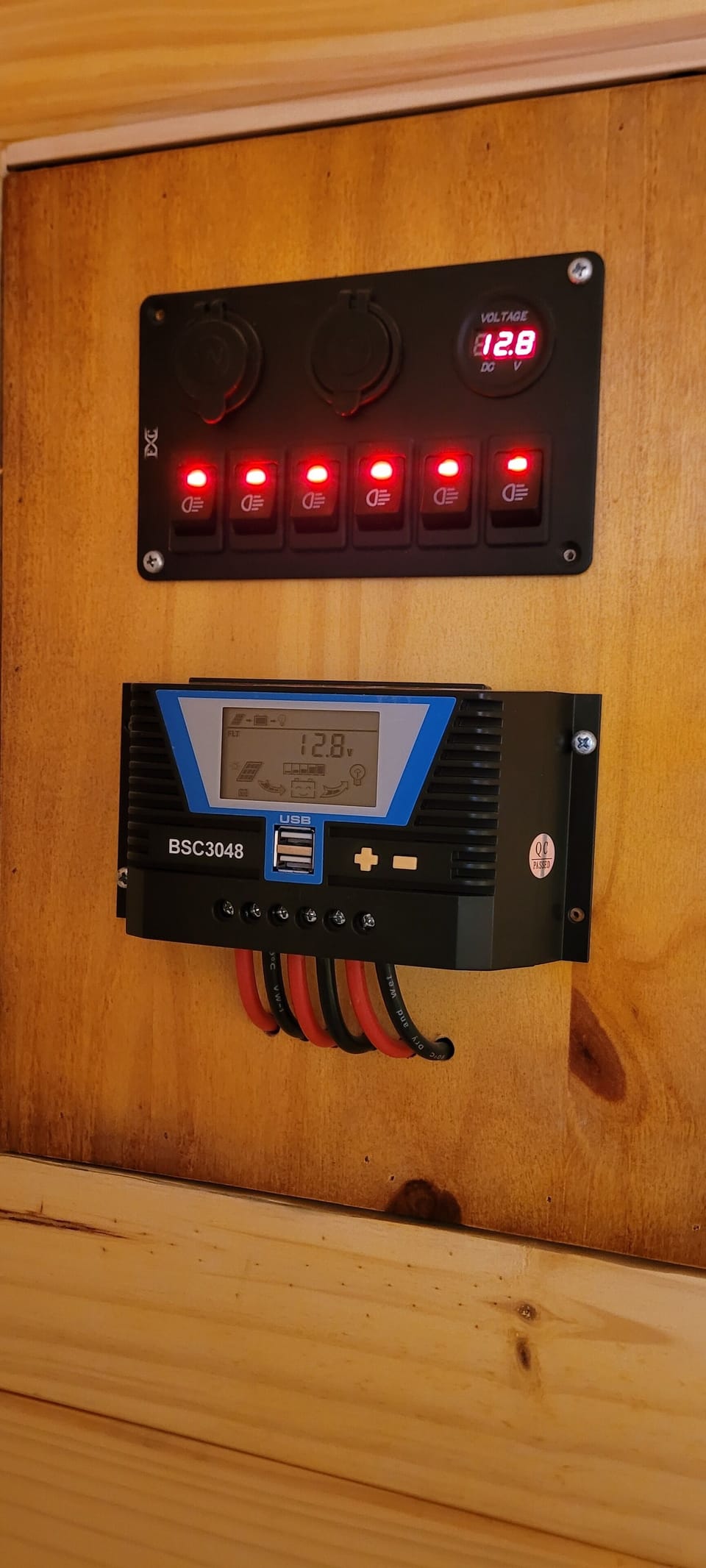 Solar-powered backup lighting system.