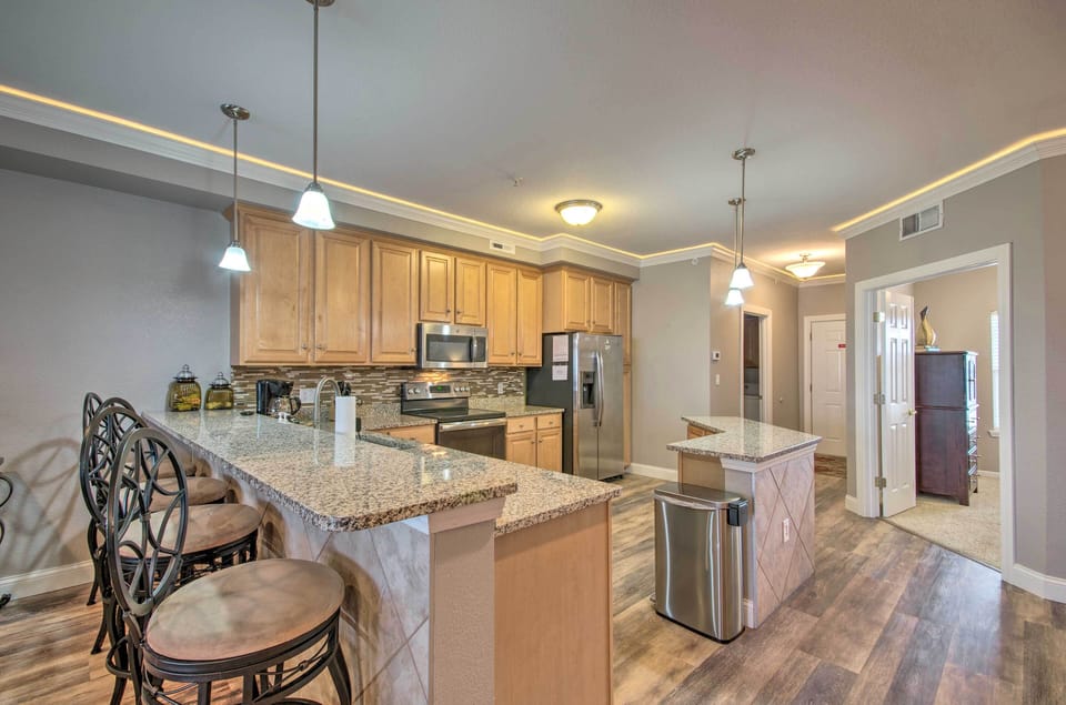 Fully Equipped Kitchen | Toaster | Tea Kettle