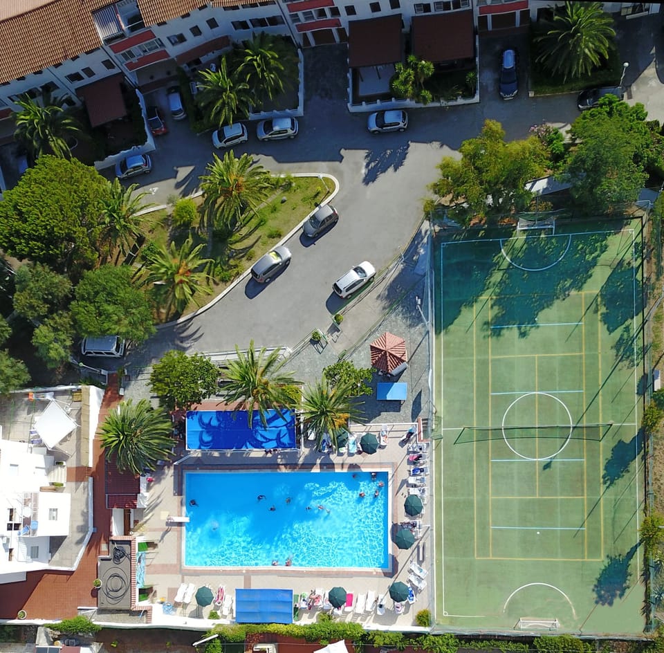 Sport court