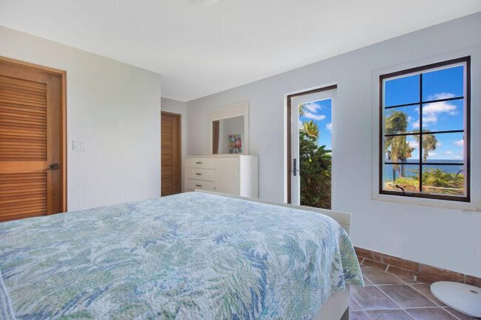 Downstairs (Bdrm 5, 1/2 bath)