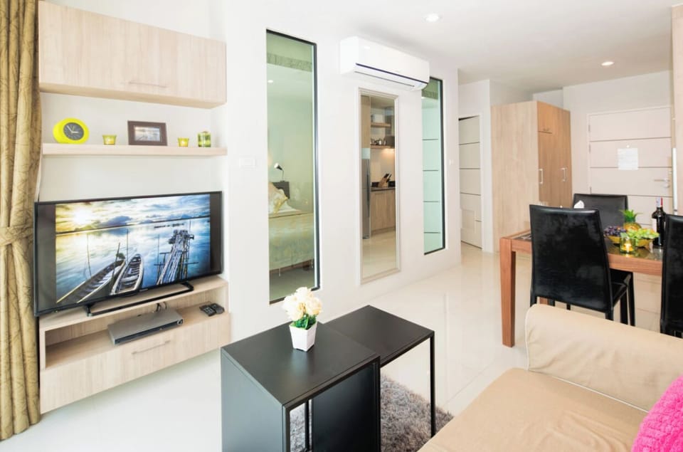 Holiday Apt in Patong- great amenities, near beach (8800)