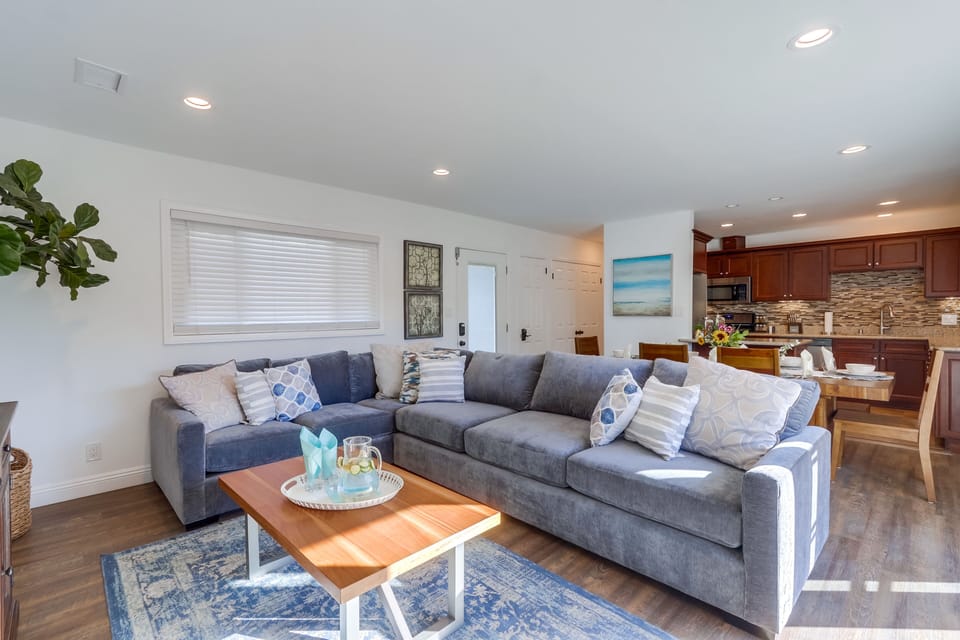 Sectional is a queen sized sofa pull-out