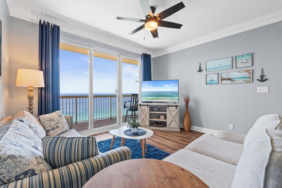 Living Area Facing Gulf