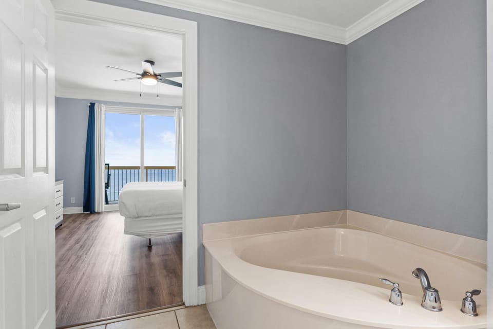 En Suite Bathroom