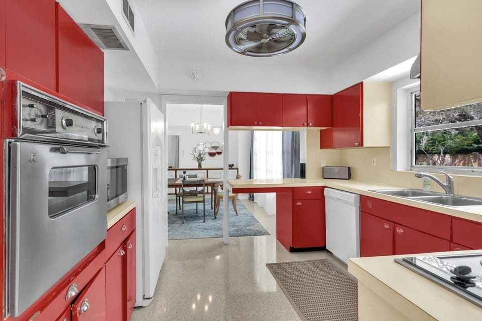Original kitchen with vintage wall oven