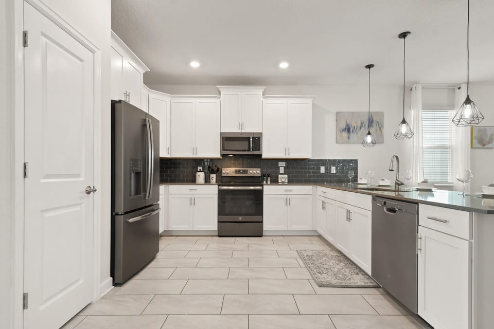 Fully stocked kitchen